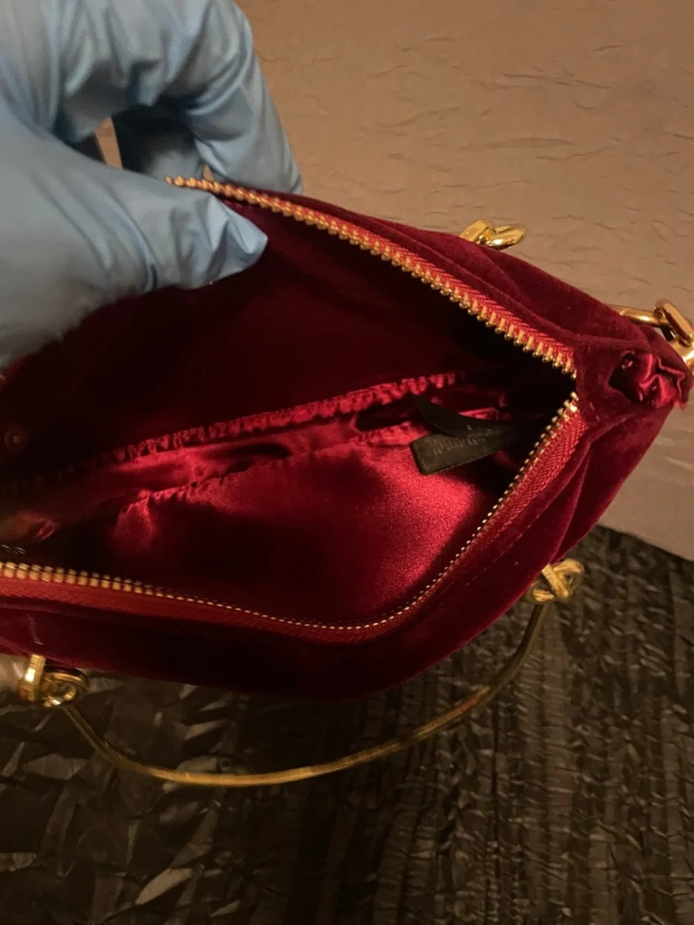 Gucci Burgundy Velvet Mini Bag with Pearl Handle and Bee Emblem - Picture 11 of 17